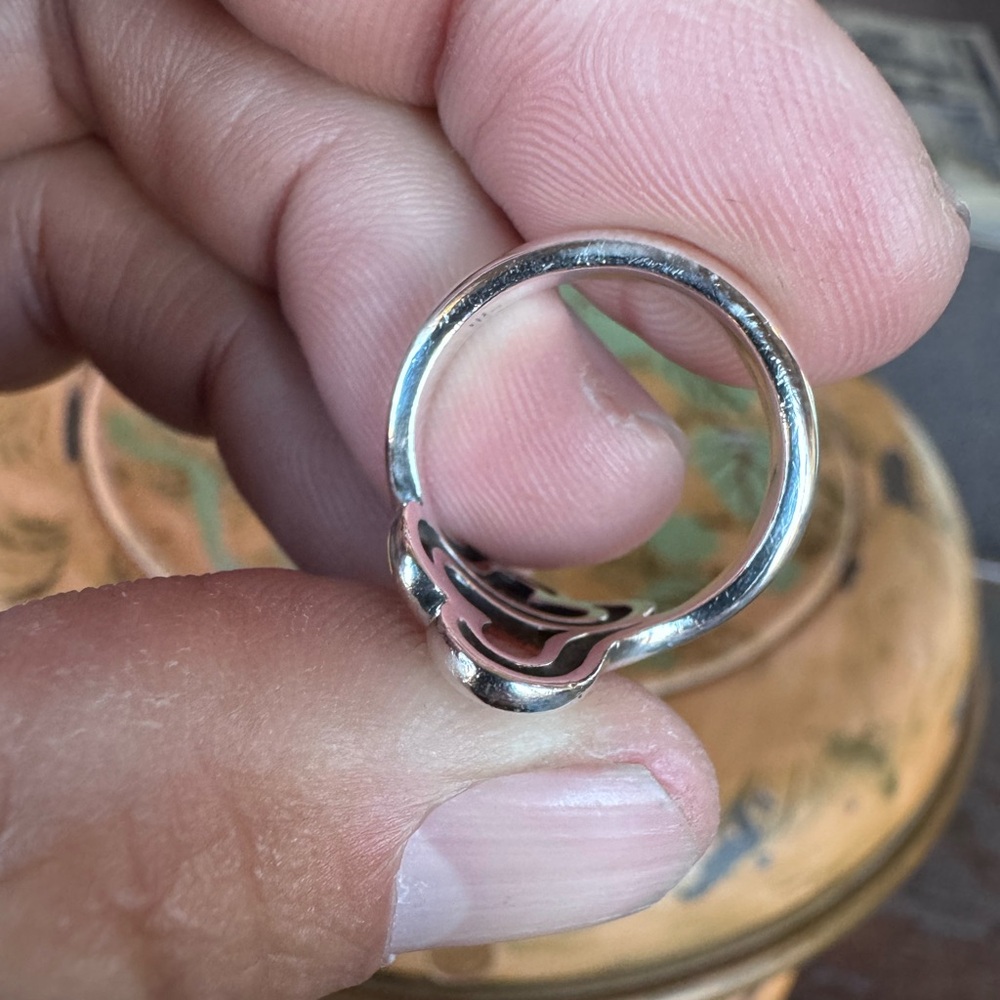 James Avery Silver Heart Ring - Picture 5 of 6